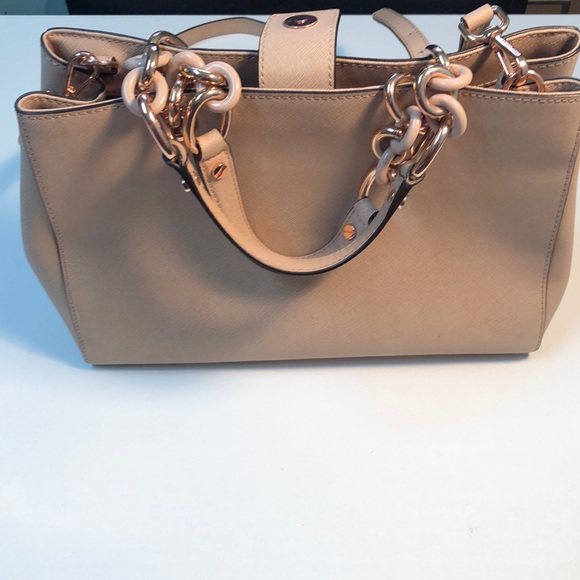 Michael Kors purse - Picture 2 of 8